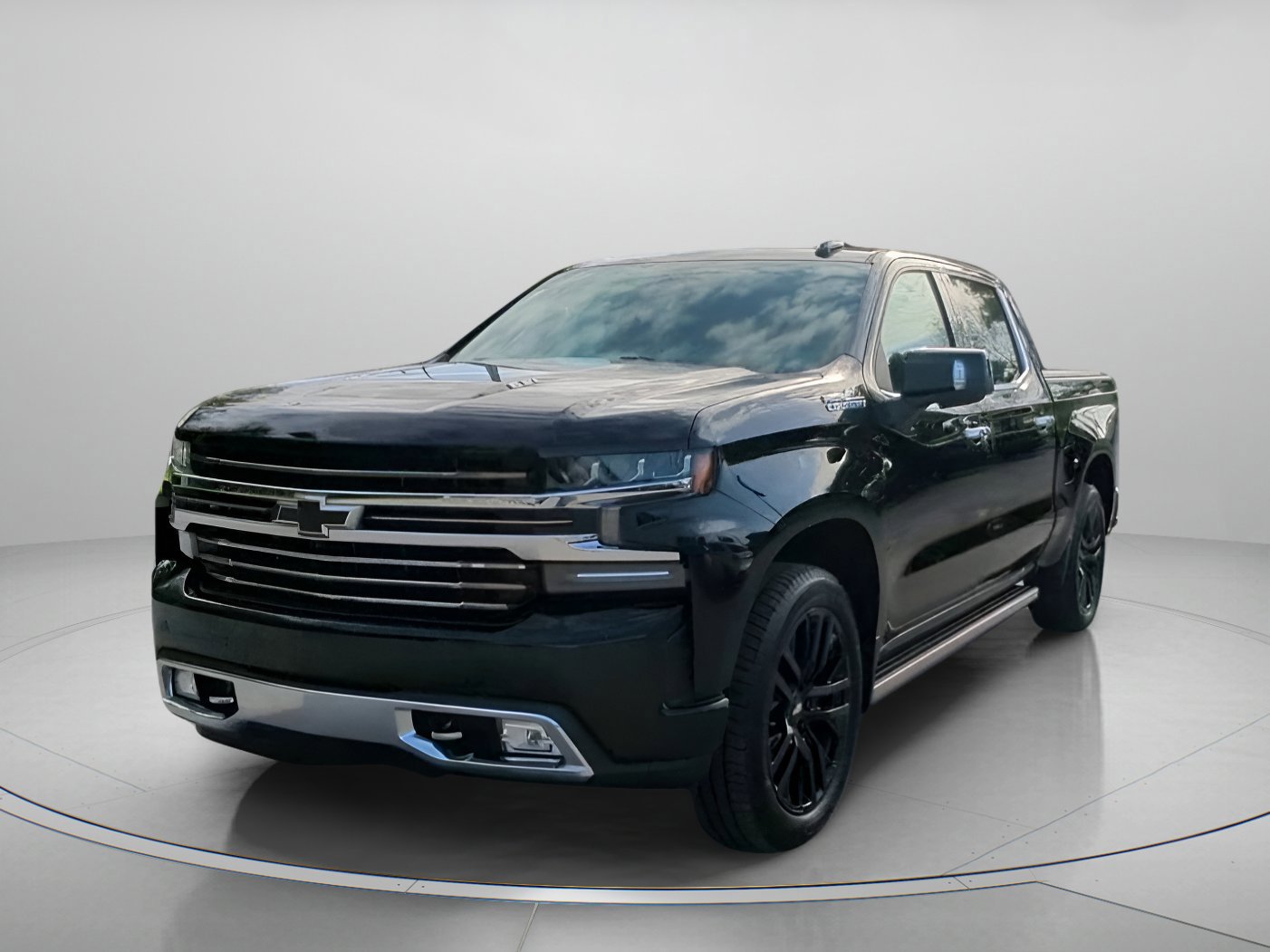 Used 2019 Chevrolet Silverado 1500 High Country w/ Technology Package image 3