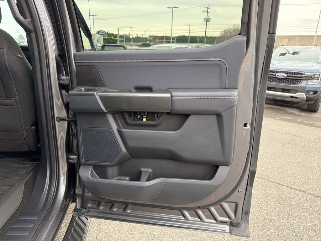 Certified 2022 Ford F150 XLT w/ Equipment Group 302A High image 20