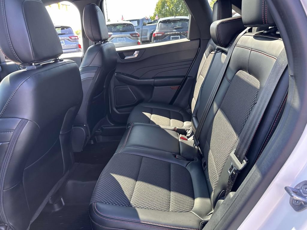 Certified 2024 Ford Escape ST-Line w/ Tech Pack #1 AWD/4WD image 13