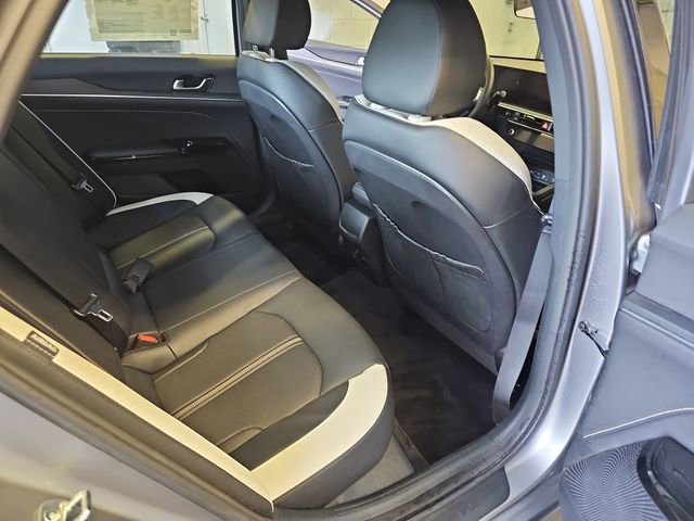 Used 2025 Kia K5 GT-Line w/ GT-Line Premium Package FWD image 11