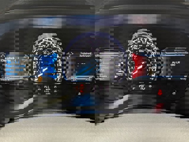 Certified 2022 Ford Ranger Lariat w/ Equipment Group 501A High image 3