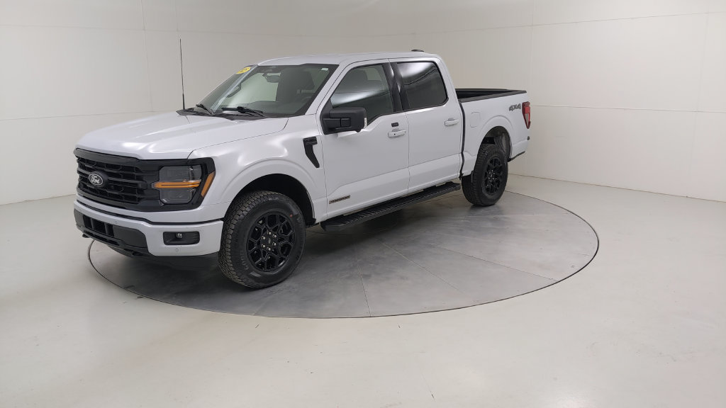 Certified 2025 Ford F150 XLT w/ Equipment Group 302A MID AWD/4WD image 20