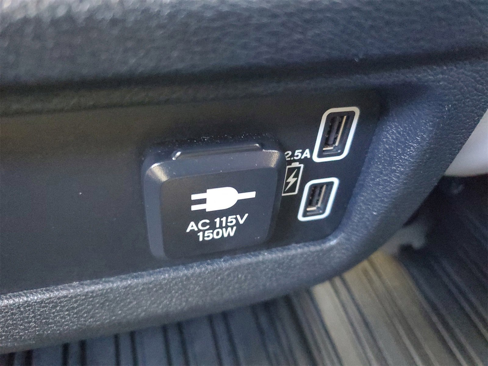 Used 2021 Honda Passport Elite image 13