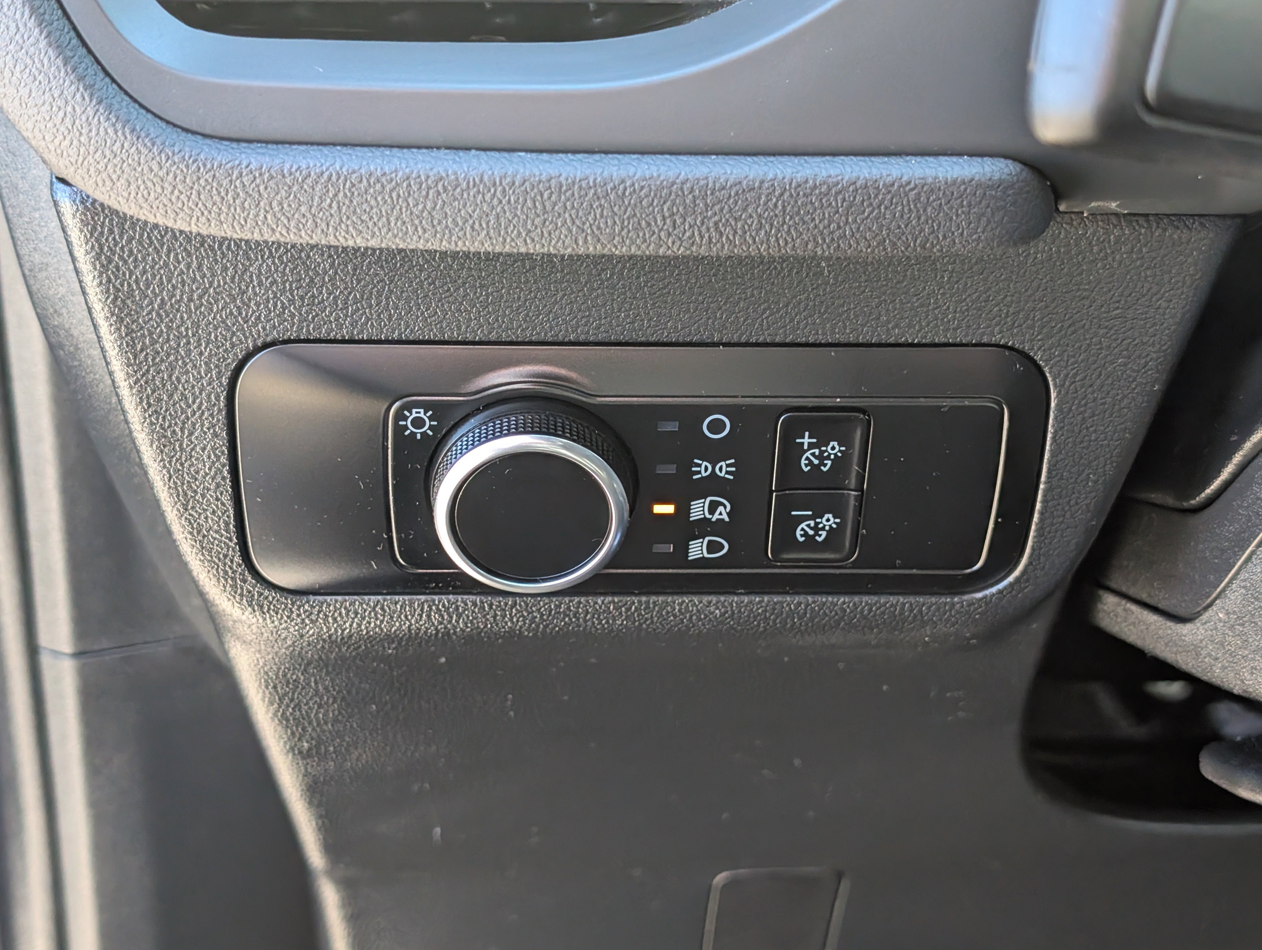 Certified 2025 Ford Escape ST-Line image 21