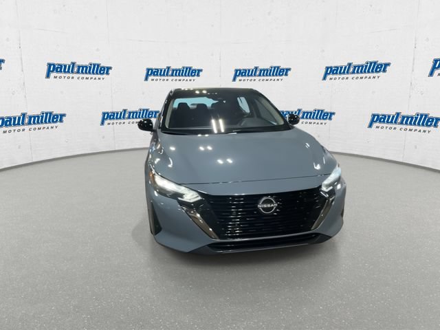 Used 2024 Nissan Sentra SR FWD image 3