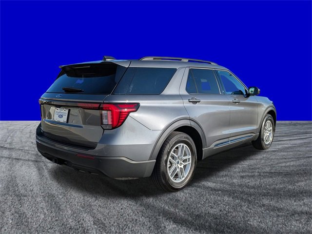 Certified 2025 Ford Explorer Active image 4