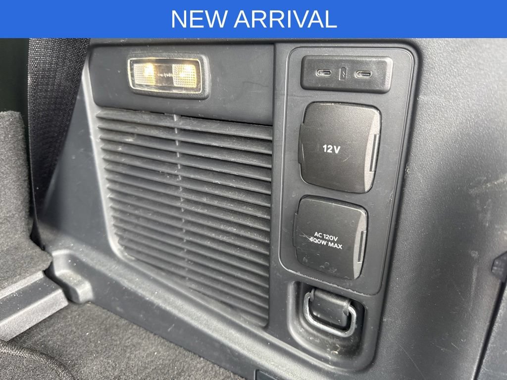 Certified 2025 Ford Expedition Platinum AWD/4WD image 32