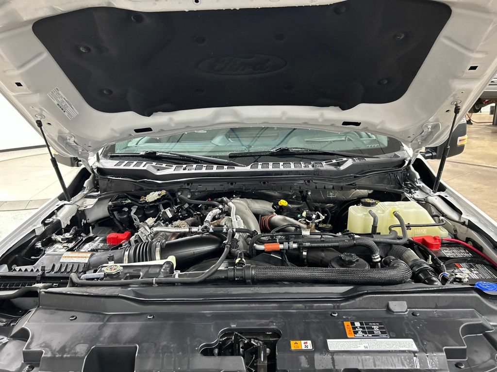 Certified 2024 Ford F350 Limited w/ FX4 Off-Road Package AWD/4WD image 36