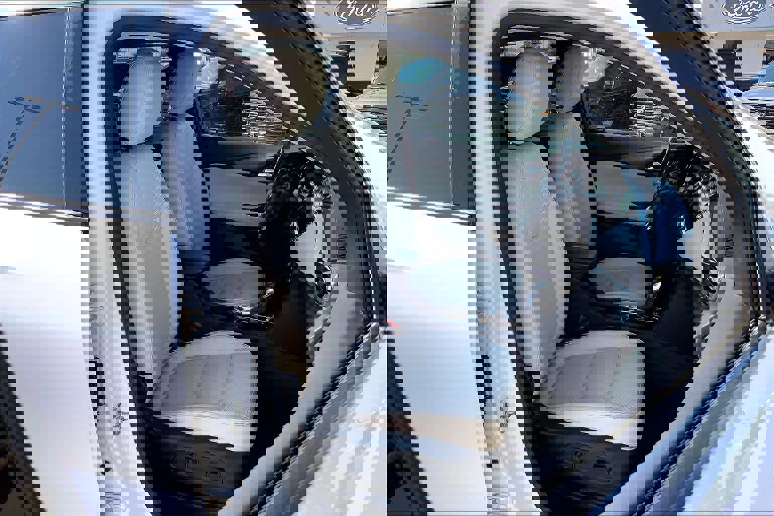 Used 2022 Buick Encore GX Essence image 10