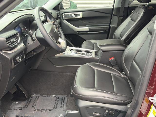 Certified 2023 Ford Explorer XLT w/ Equipment Group 202A AWD/4WD image 10