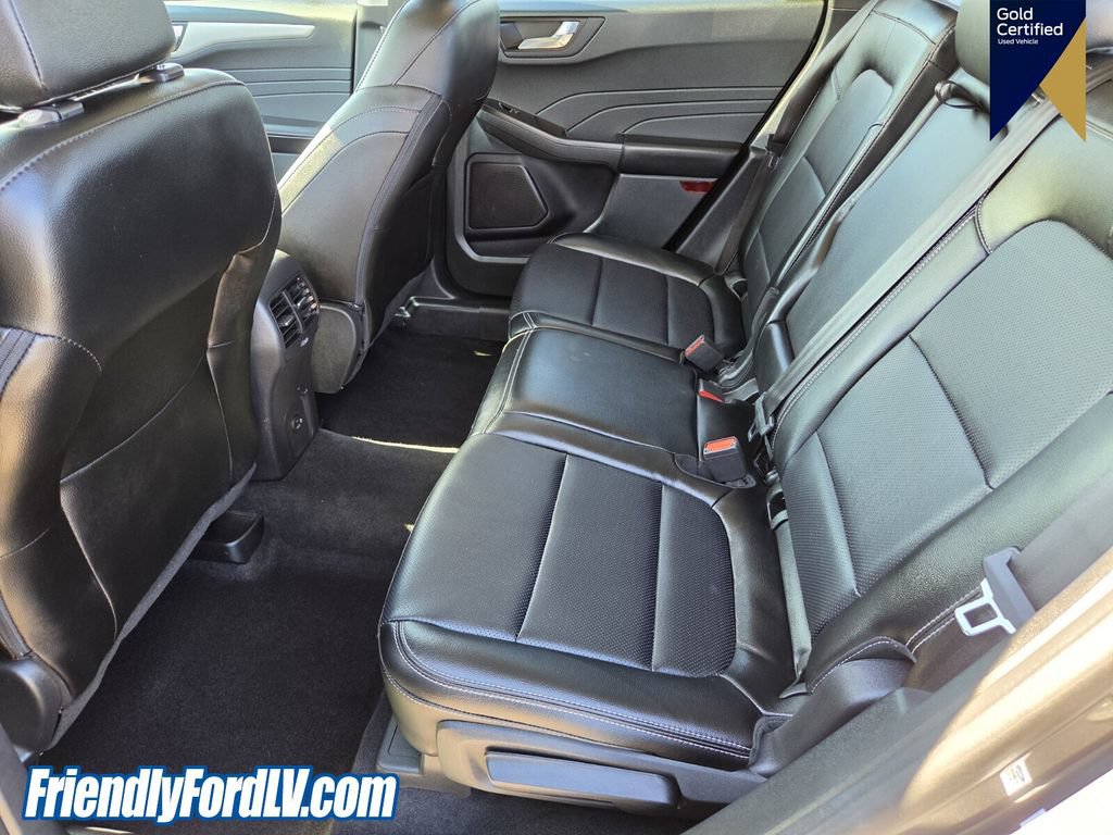 Certified 2022 Ford Escape SEL FWD image 11
