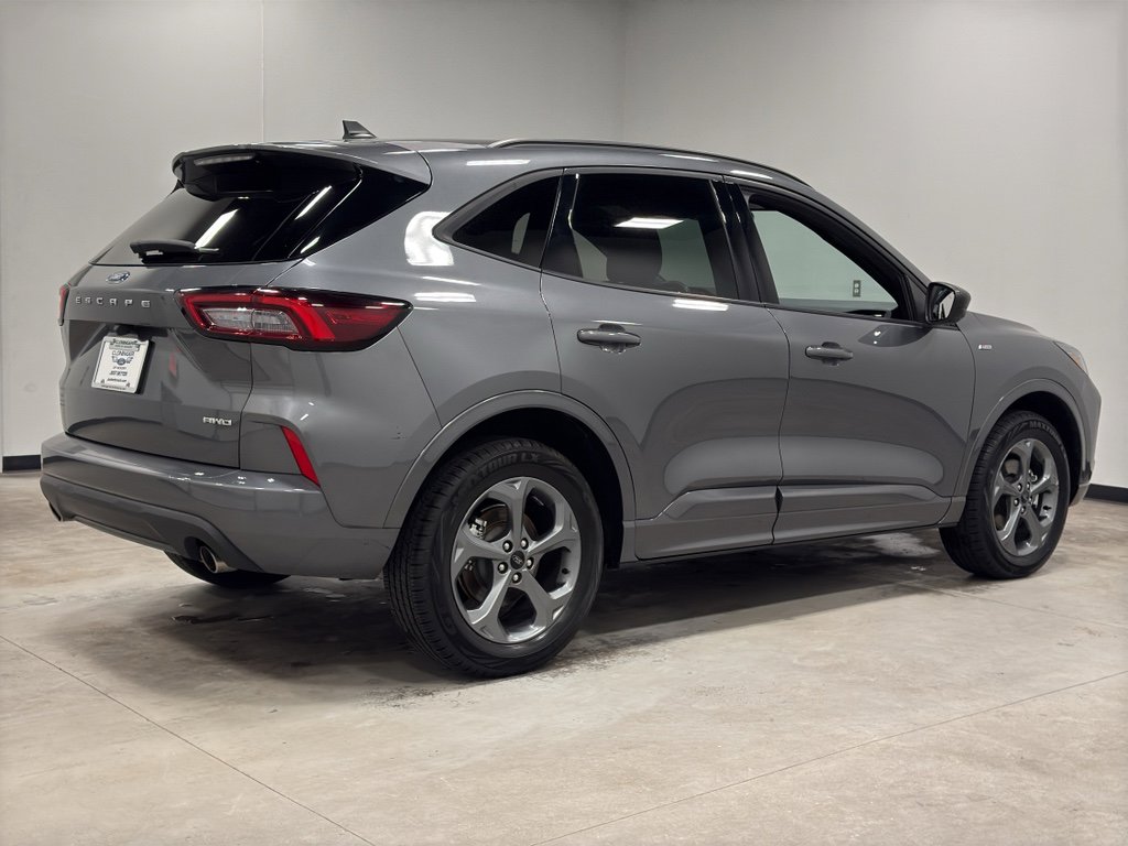 Certified 2024 Ford Escape ST-Line image 8