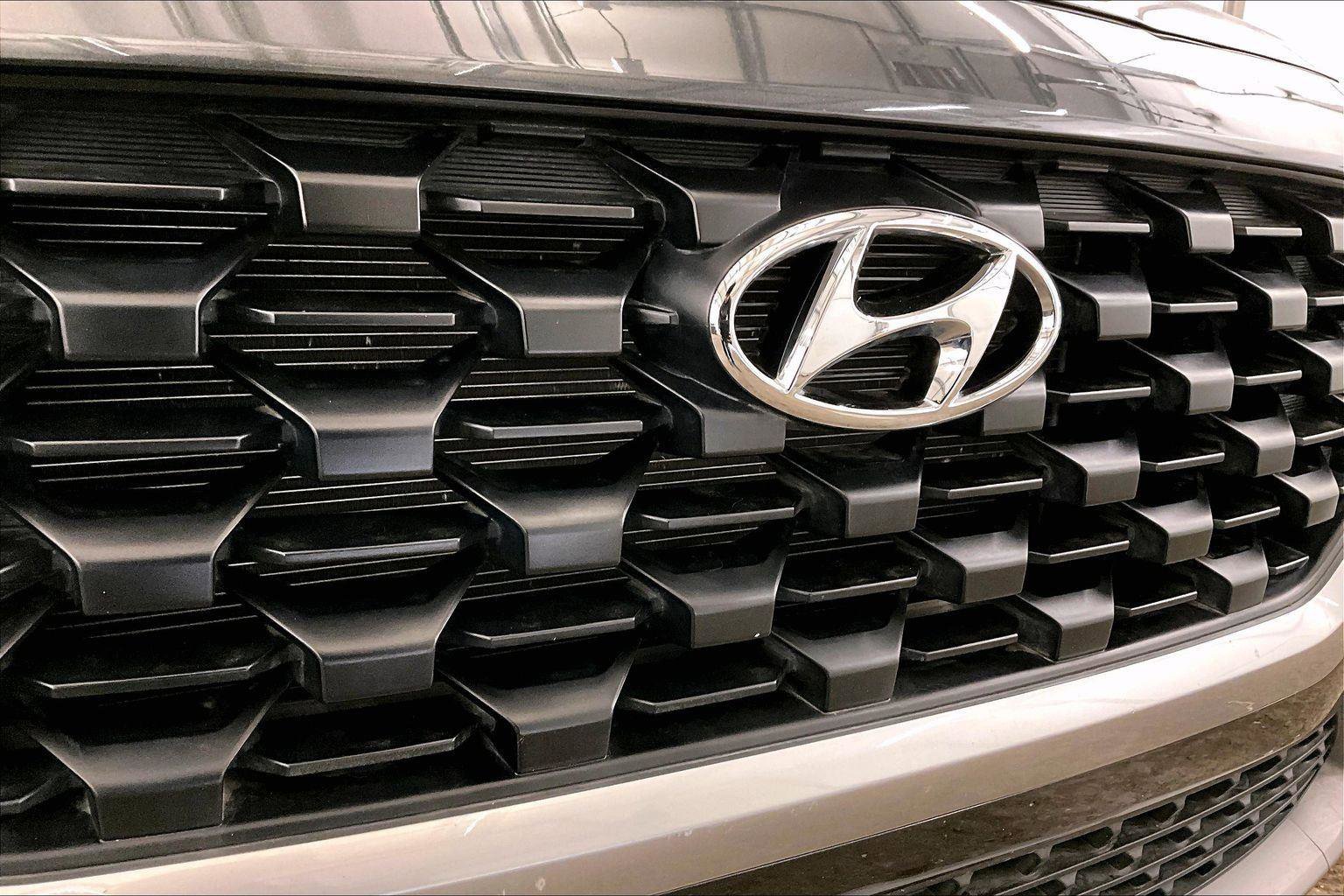 Used 2023 Hyundai Santa Fe SEL image 29