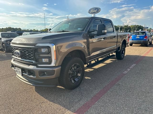 Certified 2023 Ford F250 XL w/ STX Appearance Package AWD/4WD image 3