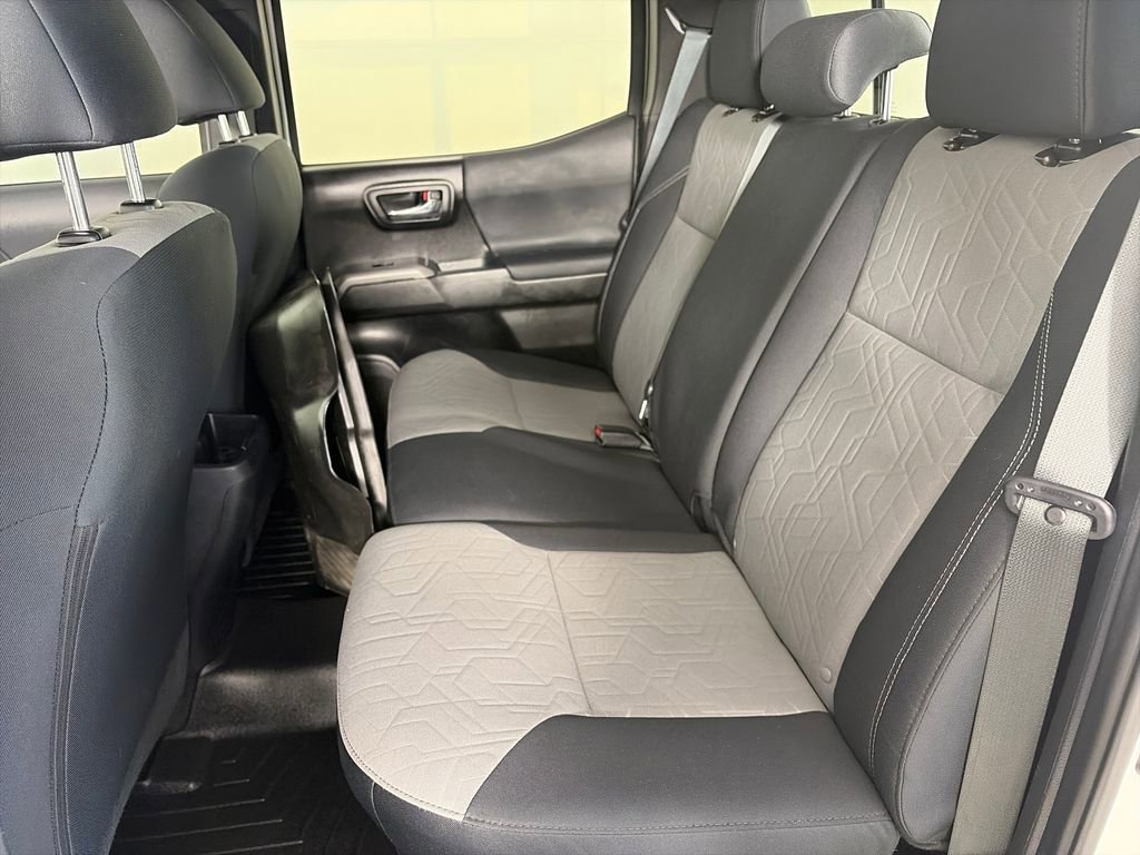 Used 2023 Toyota Tacoma TRD Off-Road AWD/4WD image 12