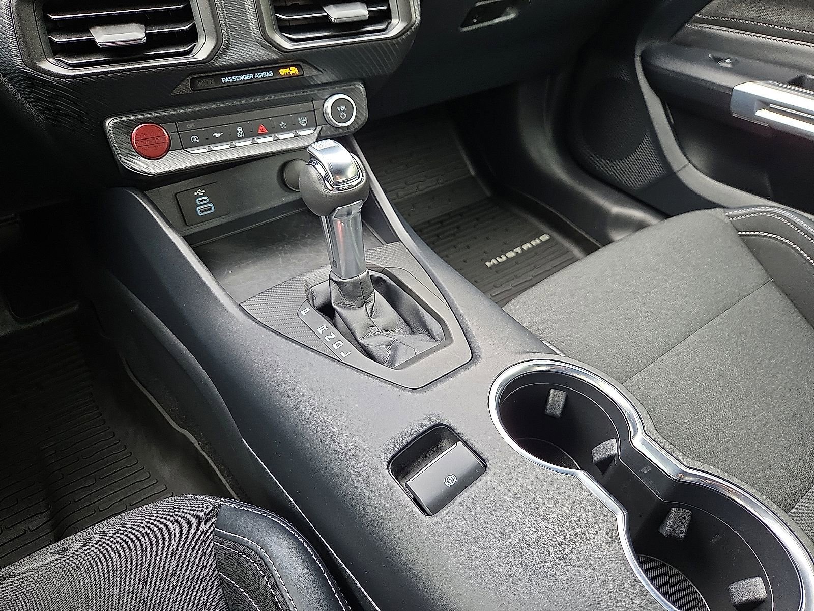 Certified 2025 Ford Mustang Coupe RWD image 25