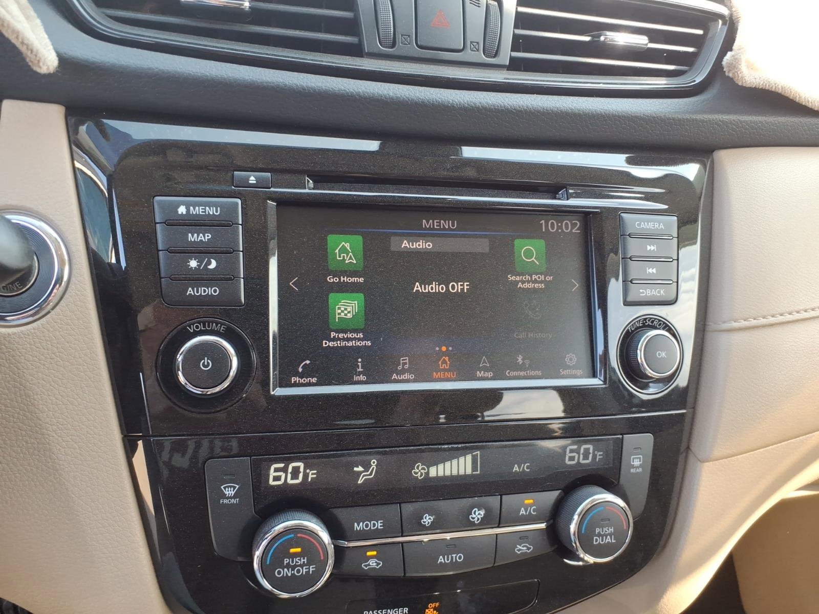 Used 2020 Nissan Rogue SV w/ Sun & Sound Touring Package FWD image 19