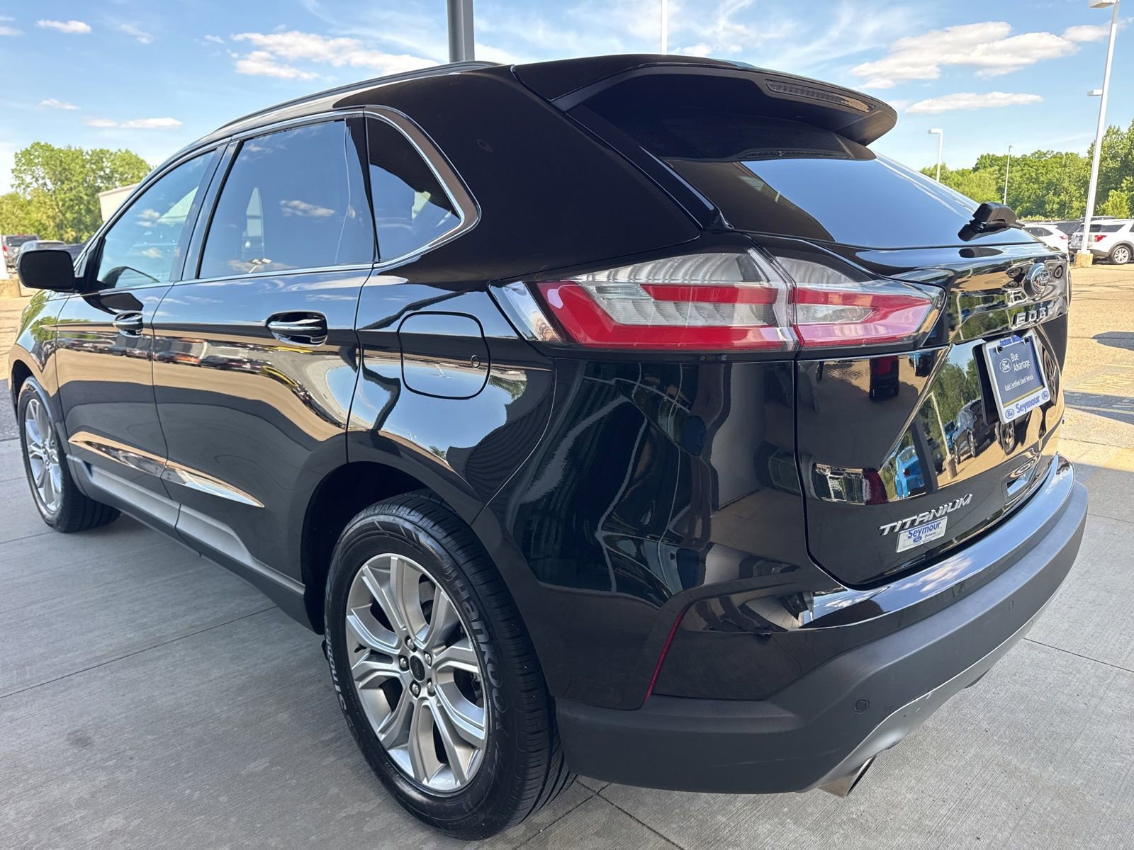 Certified 2023 Ford Edge Titanium AWD/4WD image 5