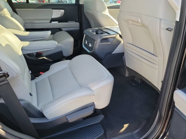 Certified 2025 Ford Expedition Active RWD image 17