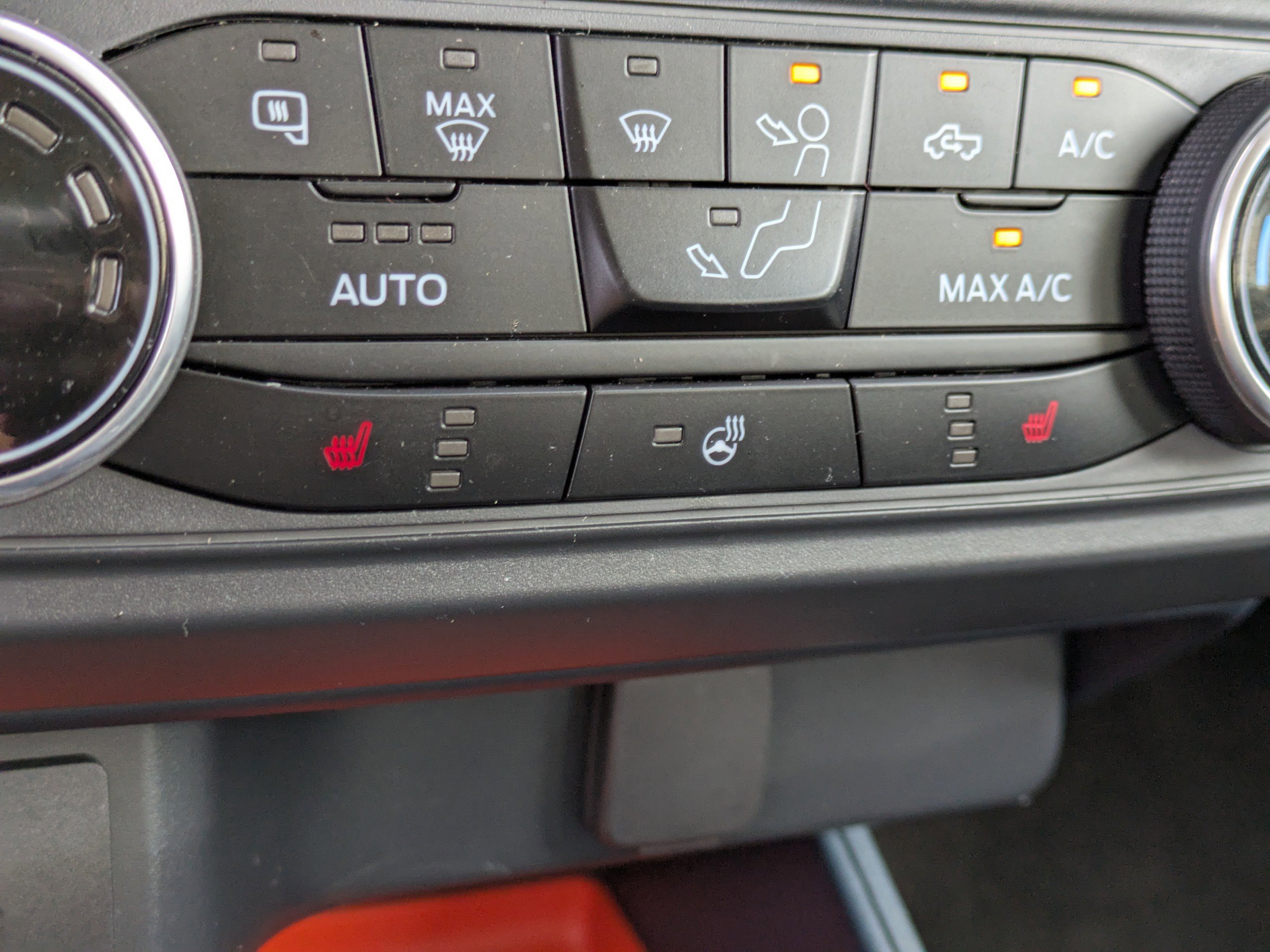 Certified 2023 Ford Maverick XLT w/ XLT Luxury Package image 26