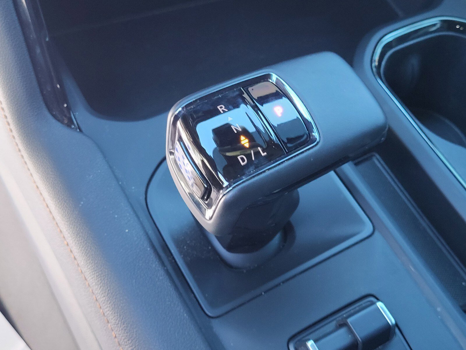 Used 2025 GMC Sierra 1500 AT4 w/ AT4 Premium Package image 27