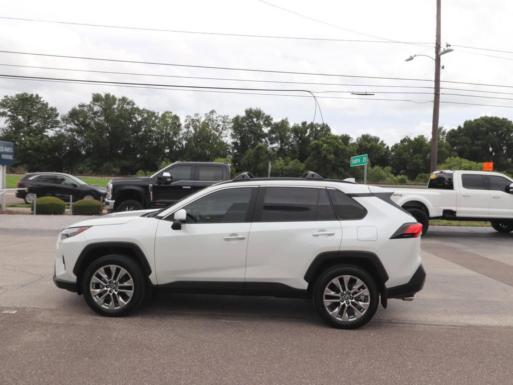 Used 2024 Toyota RAV4 Limited FWD image 5