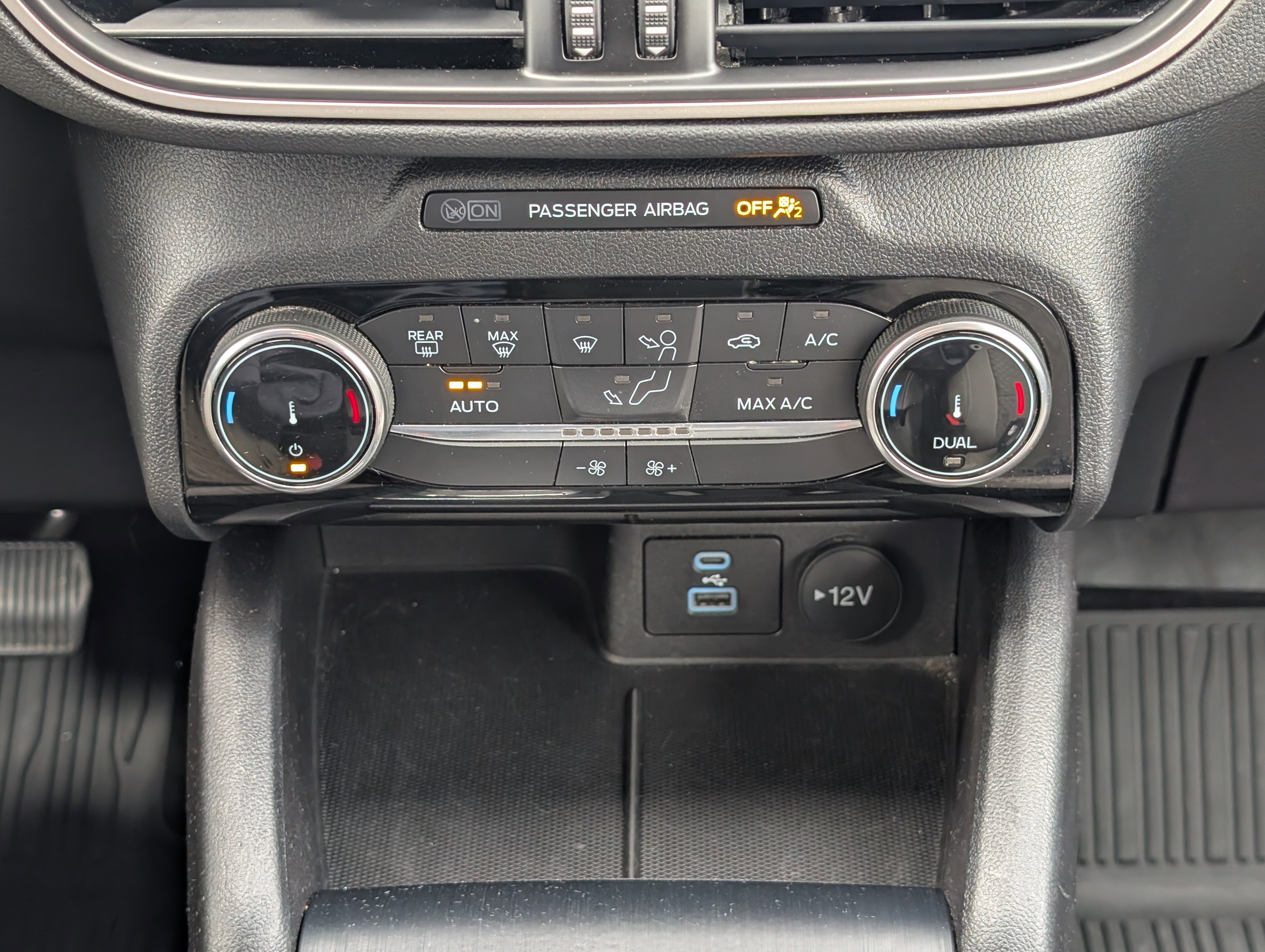 Certified 2022 Ford Escape SE w/ Convenience Package image 26