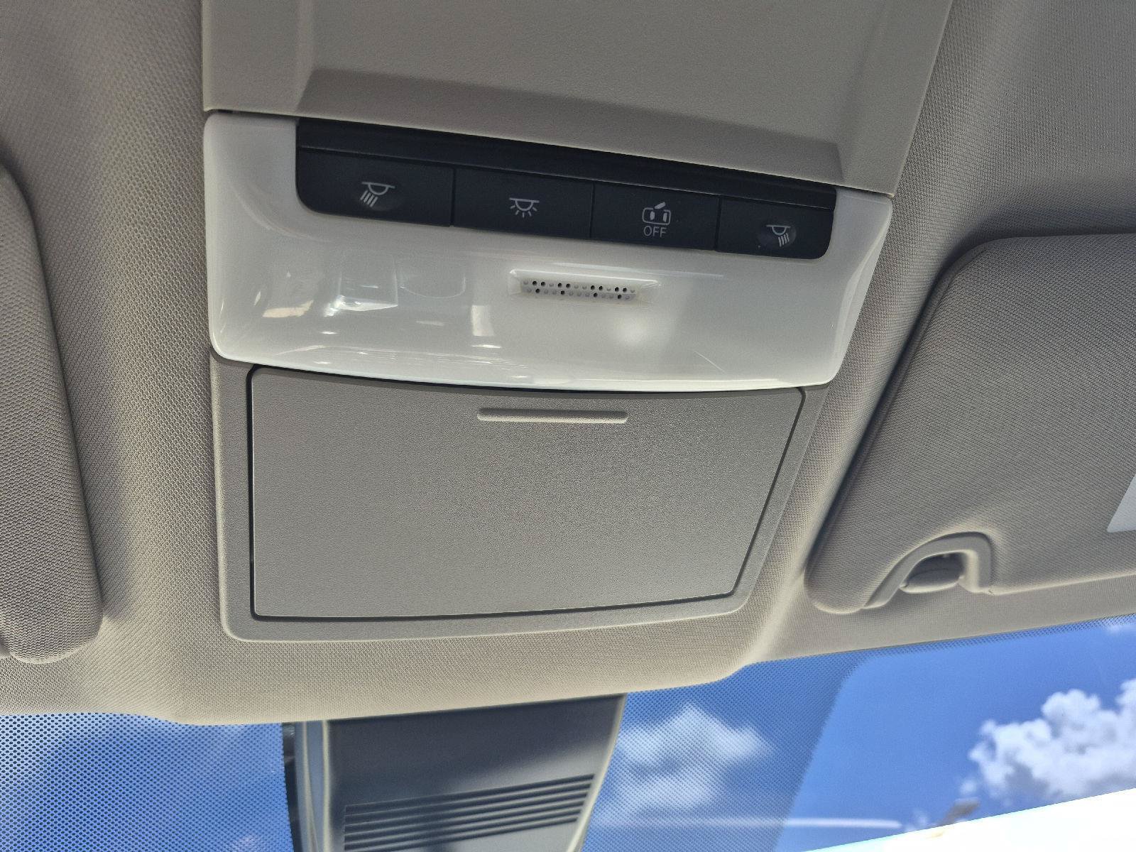 Used 2023 Nissan Altima 2.5 SV FWD image 6