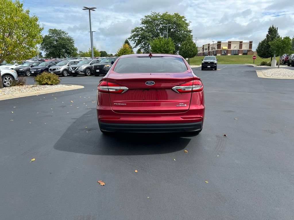 Certified 2019 Ford Fusion SE FWD image 8