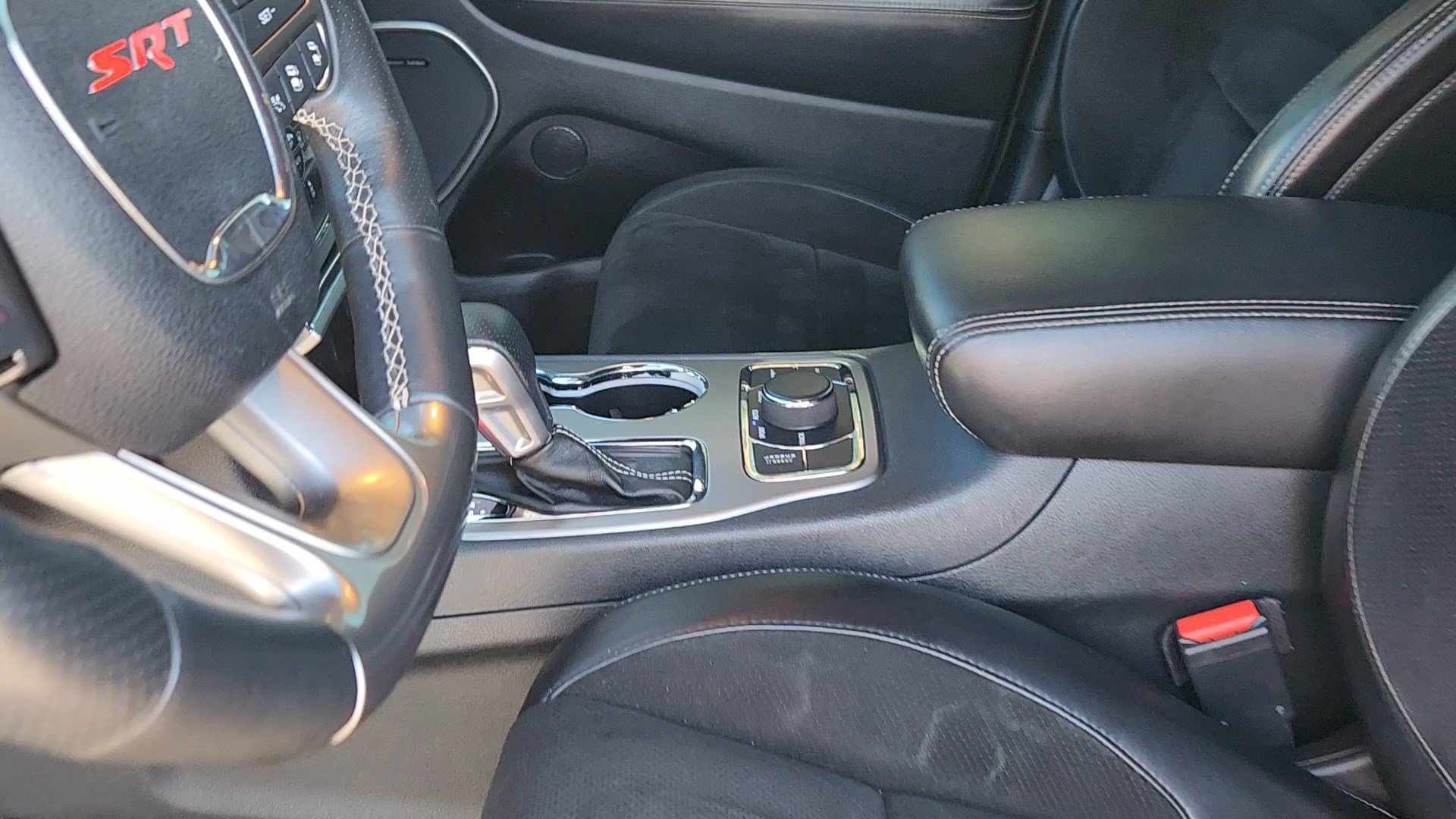 Used 2017 Jeep Grand Cherokee SRT AWD/4WD image 28