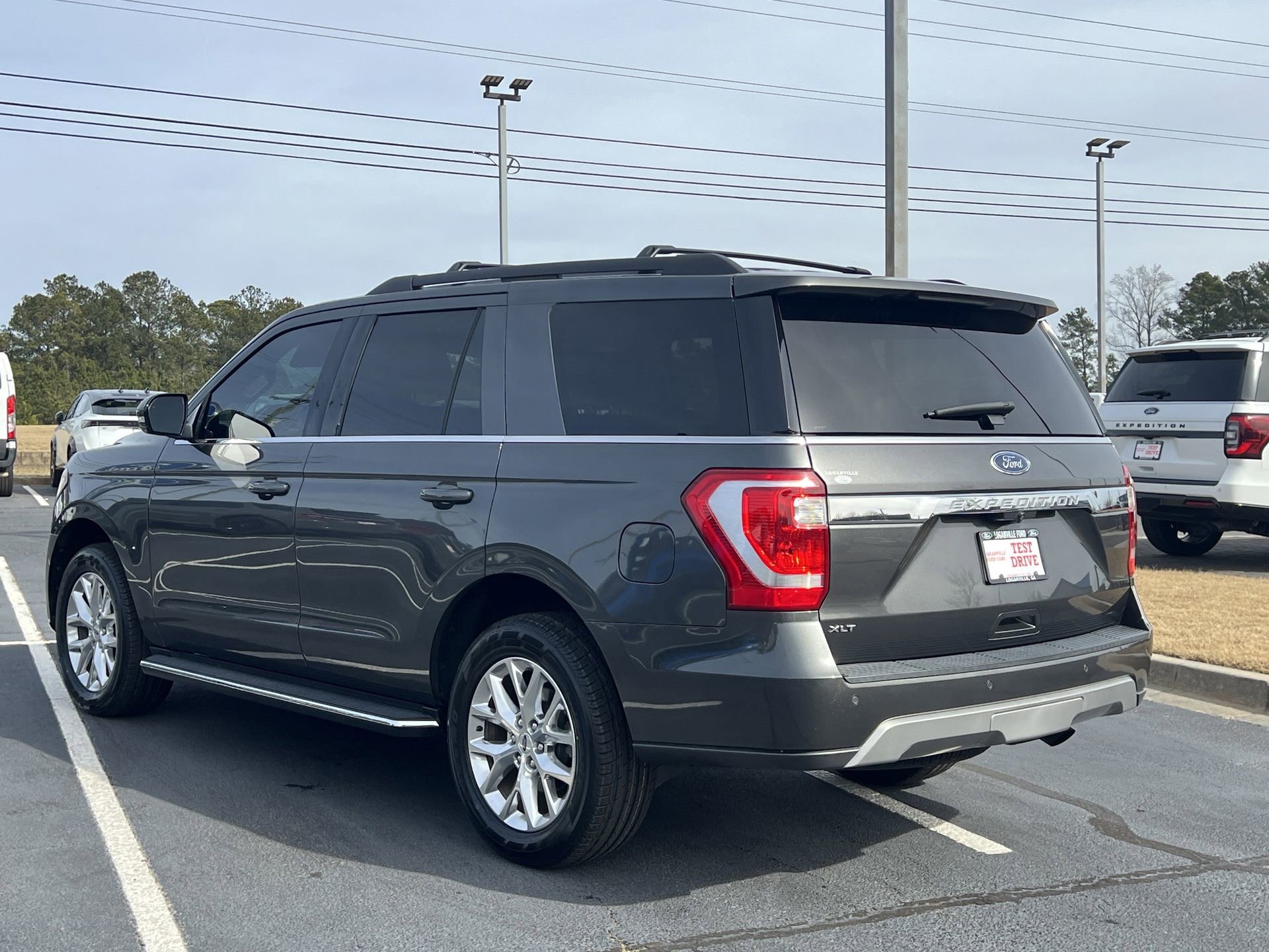 Certified 2021 Ford Expedition XLT image 2