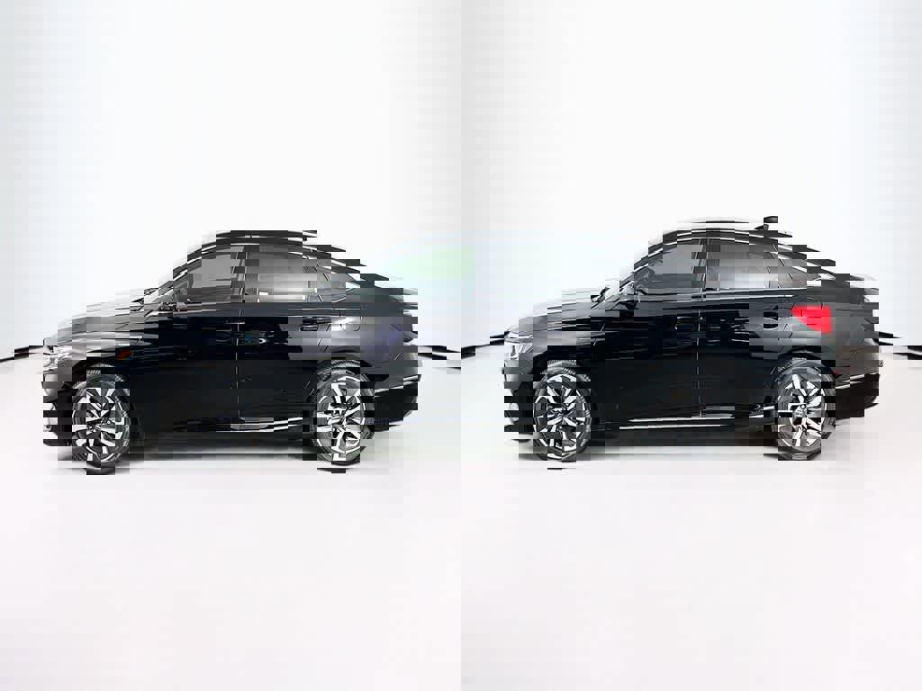 Used 2022 Honda Accord EX-L image 2