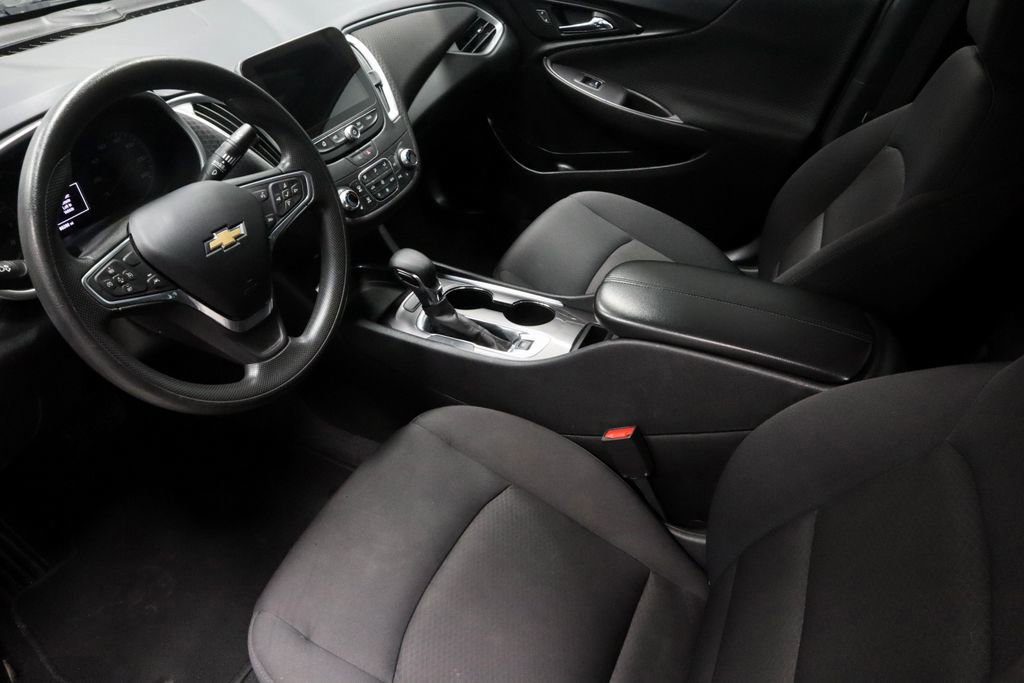 Used 2023 Chevrolet Malibu LT image 23