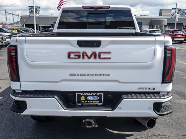 Used 2025 GMC Sierra 2500 AT4 w/ AT4 Premium Plus Package AWD/4WD image 8