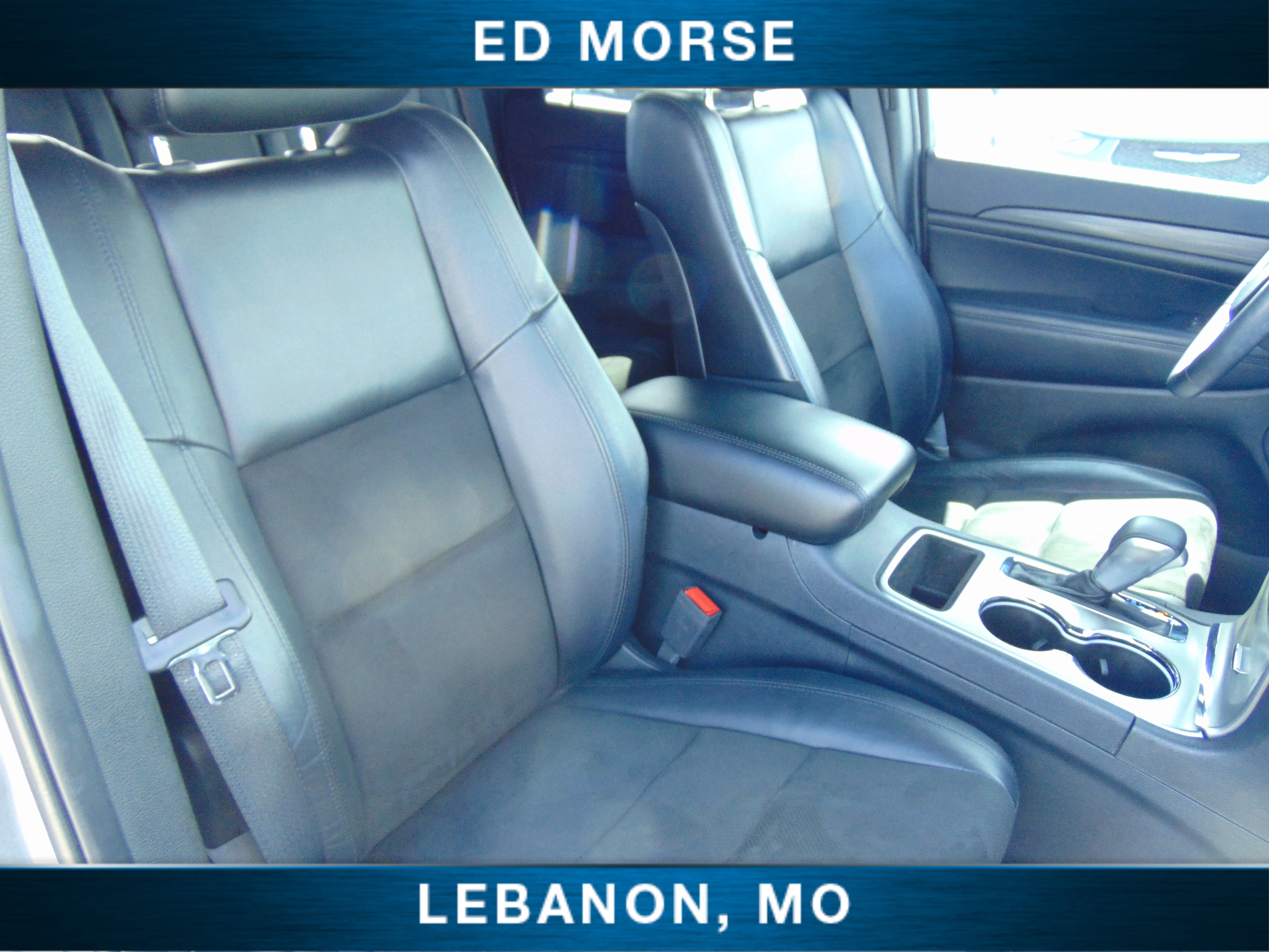 Used 2019 Jeep Grand Cherokee Altitude AWD/4WD image 14