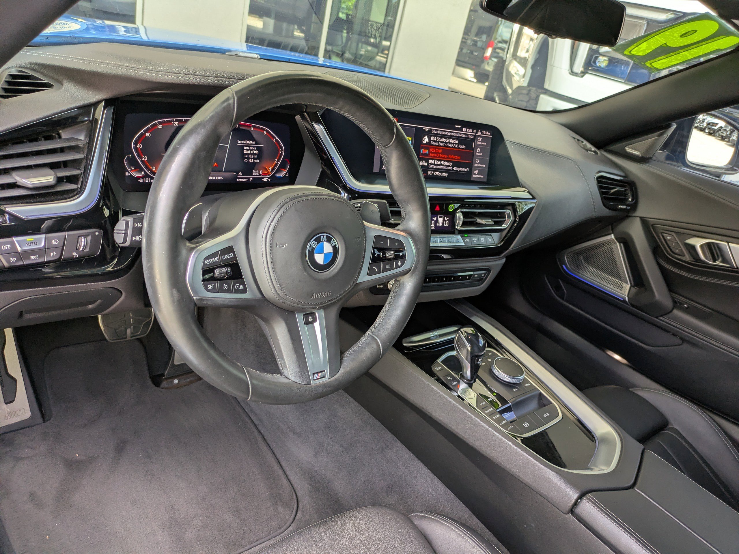 Used 2019 BMW Z4 sDrive30i w/ M Sport Package RWD image 15