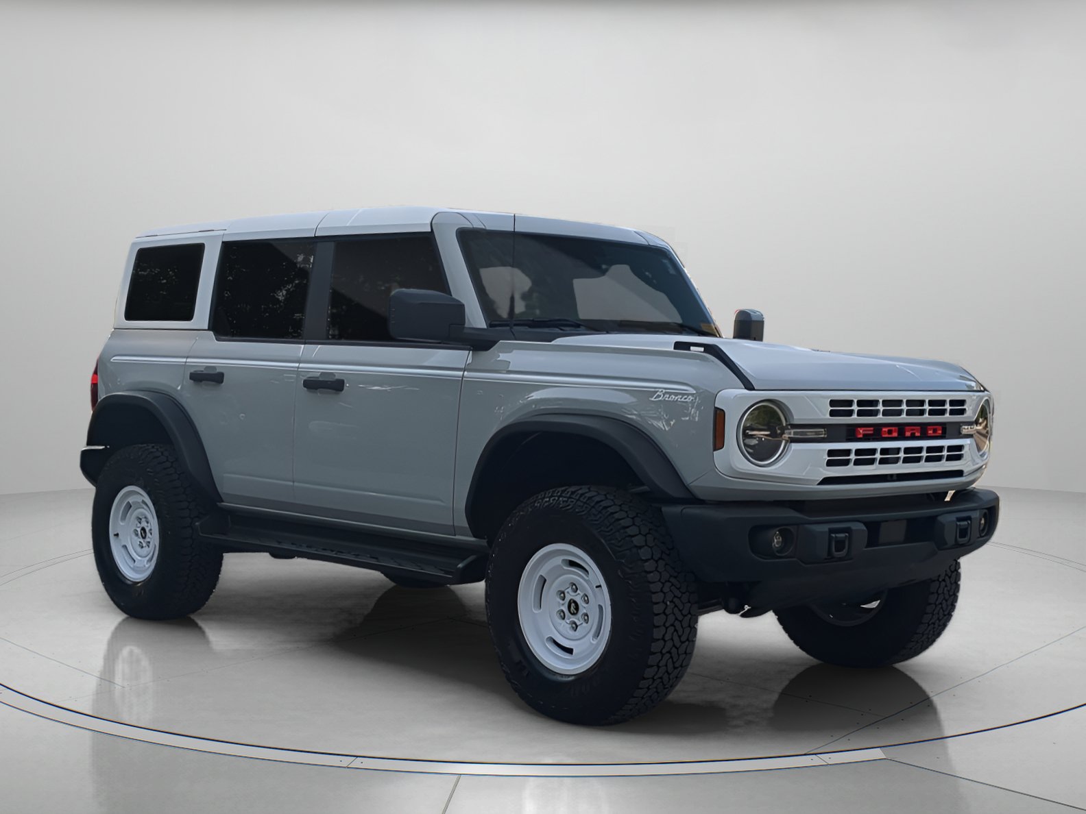 Certified 2026 Ford Bronco Heritage Edition AWD/4WD image 38