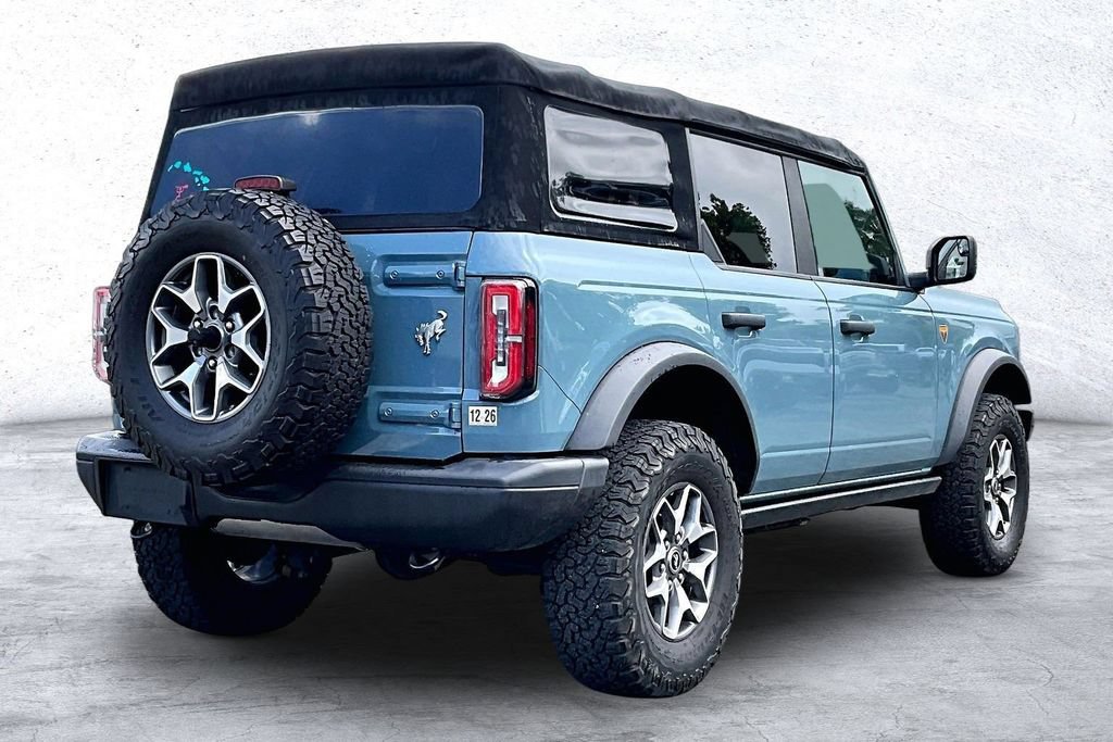 Certified 2022 Ford Bronco Badlands AWD/4WD image 2