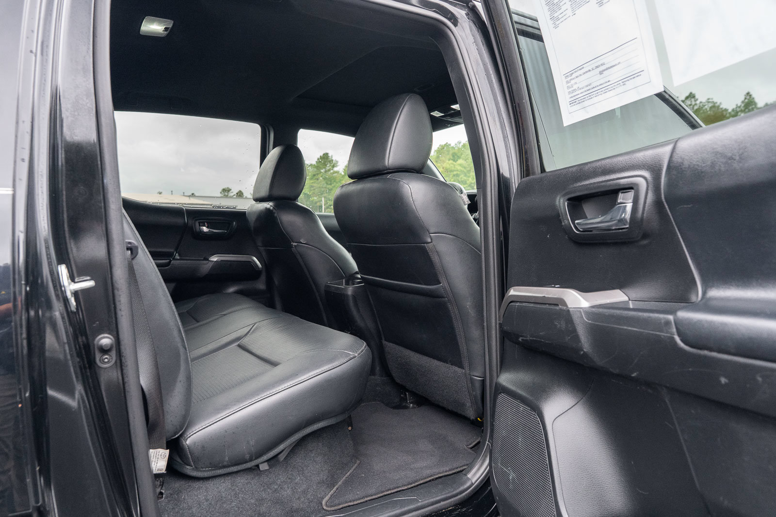 Used 2021 Toyota Tacoma Limited RWD image 13