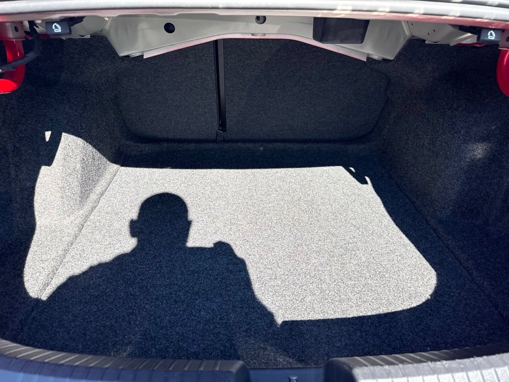Used 2019 Volkswagen Jetta R-Line w/ R-Line Cold Weather Package FWD image 12