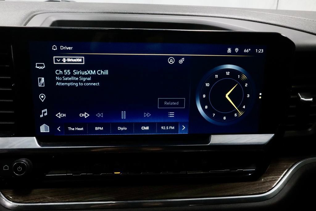 Used 2023 Chevrolet Silverado 1500 RST image 9