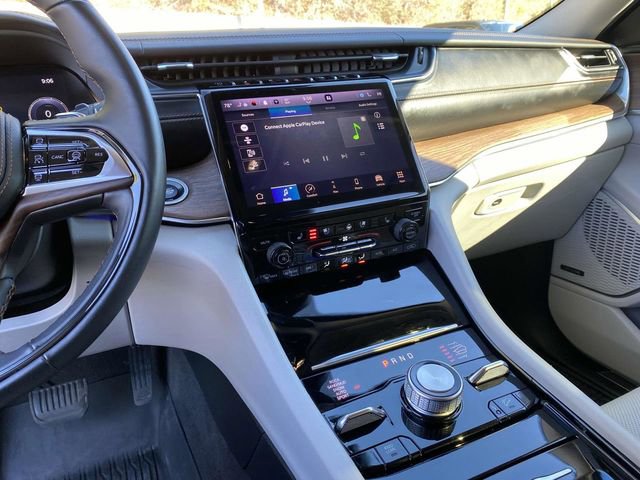 Used 2021 Jeep Grand Cherokee L Summit w/ Advanced Protech Group IV image 31