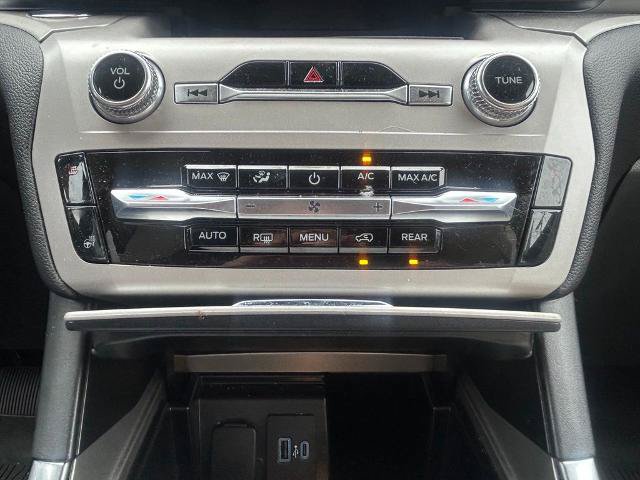 Certified 2023 Ford Explorer XLT w/ Equipment Group 202A AWD/4WD image 19