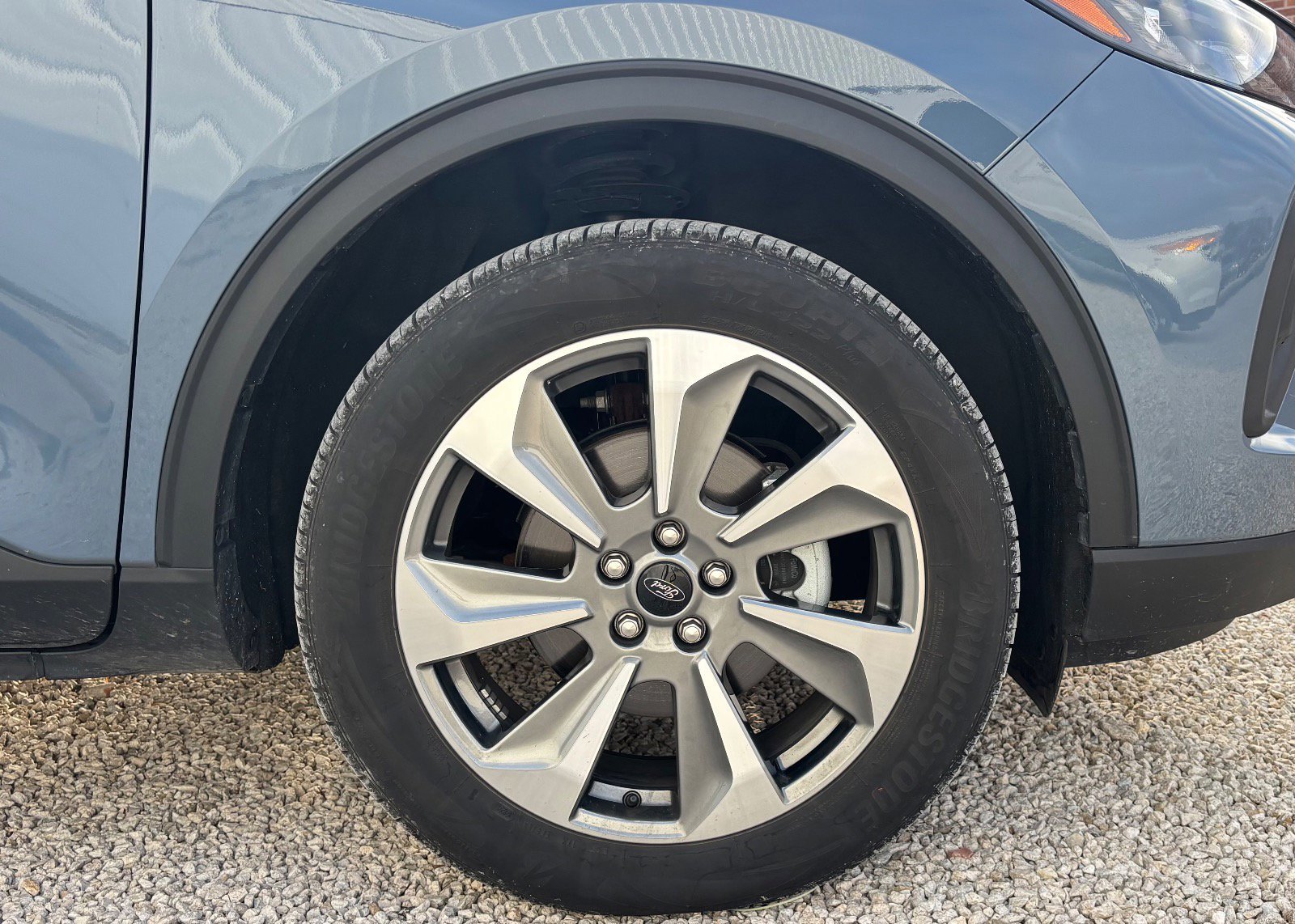 Certified 2025 Ford Escape Platinum w/ Premium Technology Package image 18