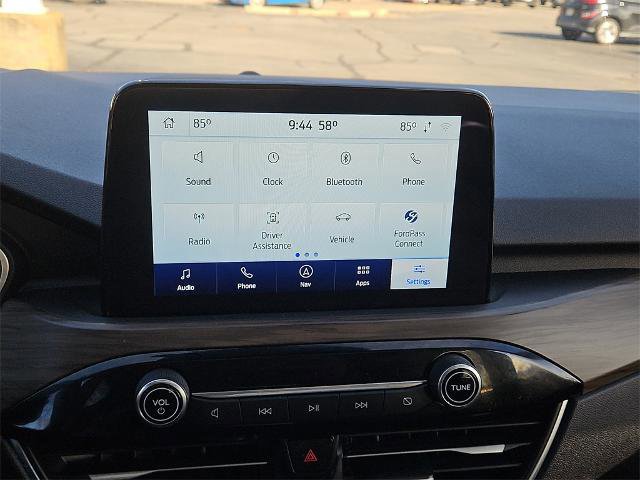 Certified 2020 Ford Escape Titanium image 27