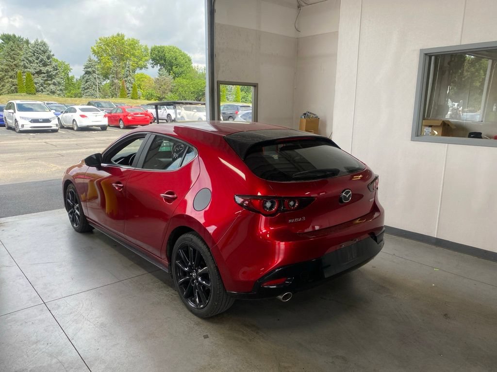 Used 2024 MAZDA MAZDA3 s FWD image 3