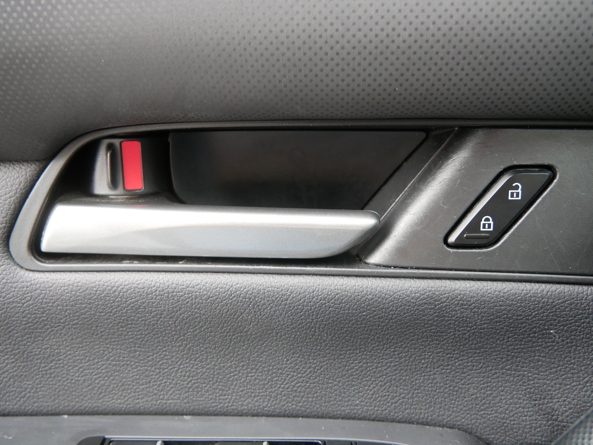 Used 2024 MAZDA CX-50 AWD 2.5 S w/ Preferred Package image 27