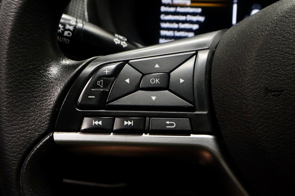 Used 2022 Nissan Kicks SV image 27