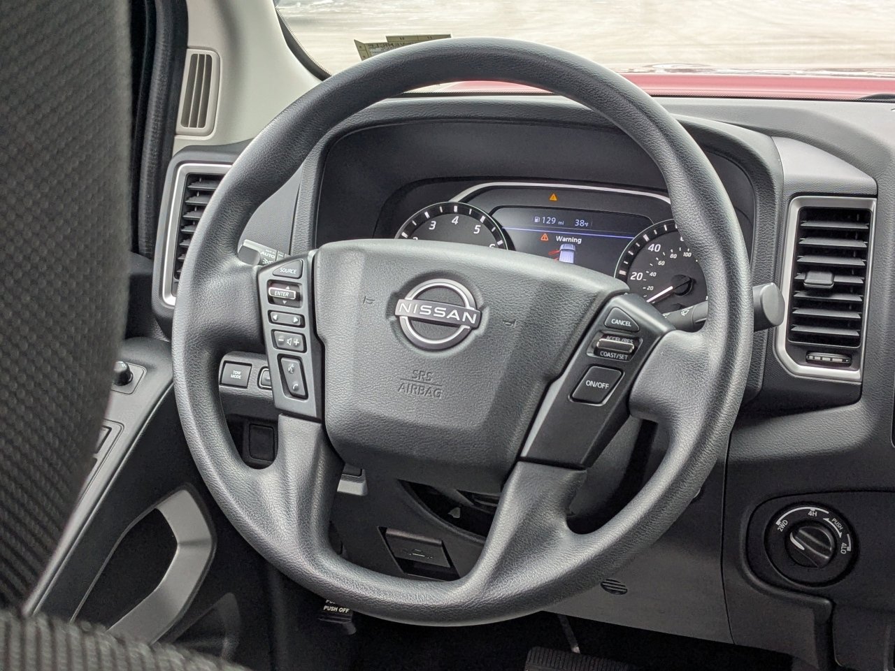 Used 2022 Nissan Frontier SV image 17