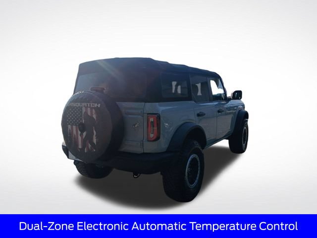 Certified 2022 Ford Bronco Badlands w/ Sasquatch Package AWD/4WD image 9